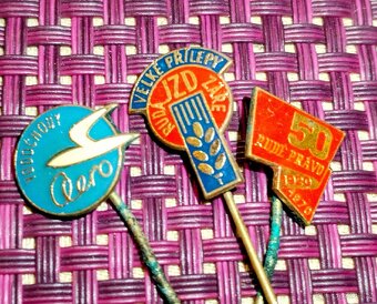 Krásná vintage hrací krabička na cetky SMER ČSSR hrající - 11