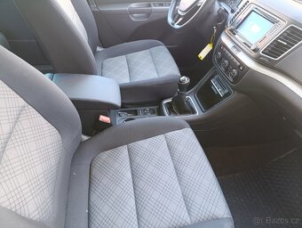 Volkswagen Sharan 2.0Tdi 7 míst - 11