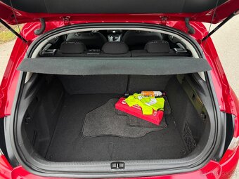 Citroën C4 1.4 VTi 70 kW / 2013 / Manuál / TOP STAV / Servis - 11