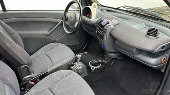 Smart Fortwo, CABRIO 0,7i 45kW AUTOMAT 122t. - 11