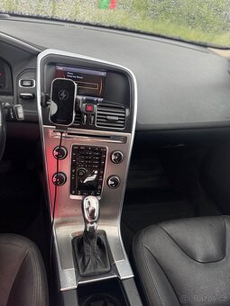 Volvo XC60 D5 AWD - 11