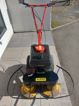 Prodám, Dvoububnová sekačka Vari Robus BDR 700 - 11