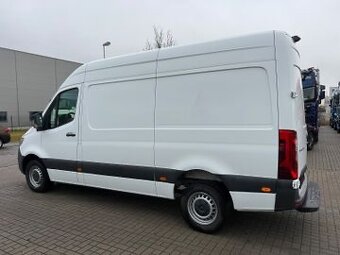 Mercedes-Benz Sprinter 317 CDI L2H2 - 11