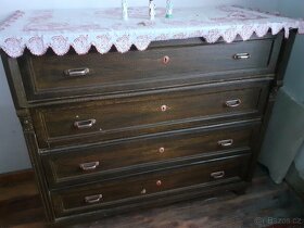 Keramika , růžový porcelán, sošky psů, obrazy - 11