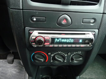 Renault Clio 1.2i najeto 87 200km 1.majitel koup.v čr - 11