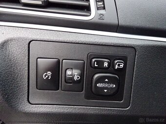 Toyota Verso 1,6 D-4D, 7 MÍST - 11