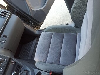 Volkswagen Touran 2.0 Tdi - 11