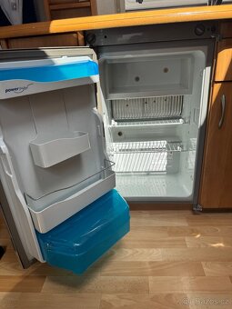 Caravan Hobby Excellent Easy 520UFE soláry,mover,voda,televi - 11