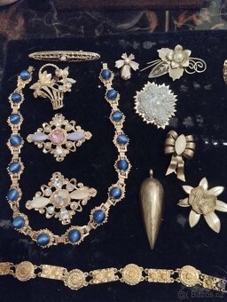 Prodám ,stará Jablonecka bizuterie - 11