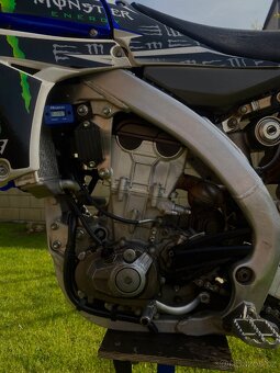 Yamaha Yzf - 11