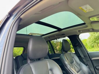Volvo XC90 2,0 D5 AWD INSCRIPTION I.majitel najeto 113.tis - 11