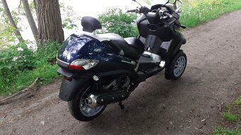 Piaggio MP3 400 Kategorie L5E - 11