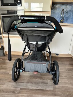 Kocarek Thule urban glide 2 + korbicka + prislusenstvi - 11