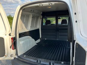 VW Caddy 4motion SLEVA 35 000 Kč - 11