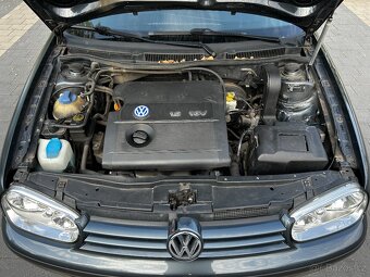 VW Golf 1,6i 77kW Klimatizace, Tažné zařízení - 11