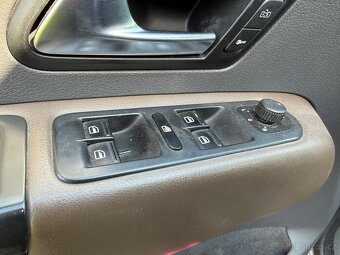 Volkswagen Amarok 2.0 DSG - 11