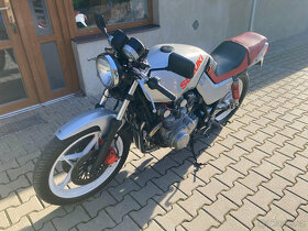 Suzuki GS 650 G Katana - 11