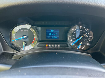 Ford Expedition 3.5 V6 benzín, 59 000 km, 4x4, rok 2015 - 11