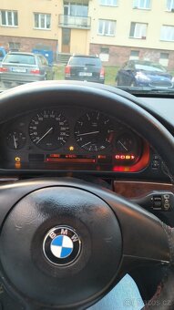 BMW 520i /110 kw/ Automatická převodovka - 11