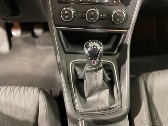Seat Leon combi 1,4TGi-81kw-STYLE-1 majitel nové v ČR - 11
