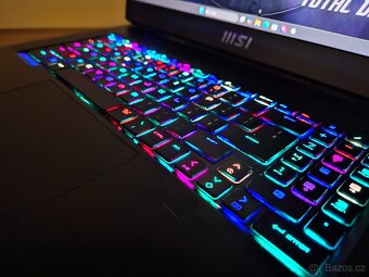 360HZ_17" MSI TITAN GT77_i7-12800HX_32GB_2TB_RTX 3070 Ti 8G - 11