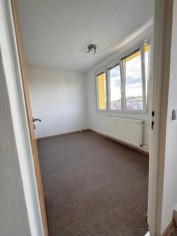Byt 3+1 po rekonstrukci s velkým balkónem - 11
