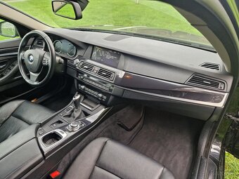 BMW  520dTouring, Manuál - 11