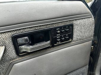 Jeep Cherokee 2.5 Benzín - 11