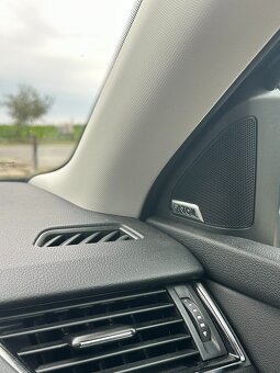 Škoda Octavia III 2.0TDI DSG - 11
