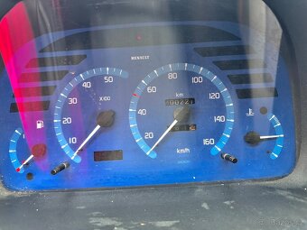 Renault Master 2.8 DTI - 11