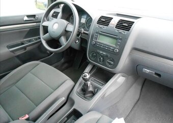 Volkswagen Golf 1,6 85 kW KLIMA Serviska benzín - 11