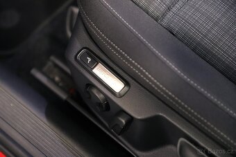 VW Passat B8 Variant 2.0 TDI 110kW DSG - záruka Autodraft - 11