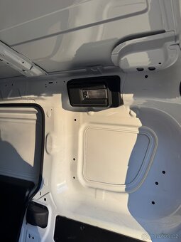 Fiat Dobló 1.6 JTD - 11