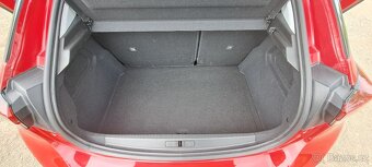 Opel Corsa roční vůz 12tis km v záruce po 1. majiteli ČR - 11