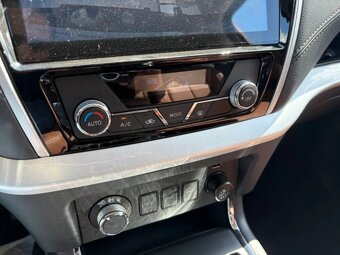 Dongfeng DF 6, 2.3dCi 120kw 4WD AT8 MID NAVI - 11