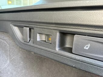 Škoda Superb 4 Combi 2.0TDI 110kW DSG L&K - záruka Autodraft - 11