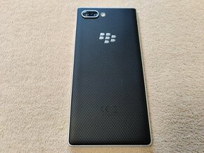 BlackBerry Key 2.  Model BBF100-1.  Čierna farba. - 11