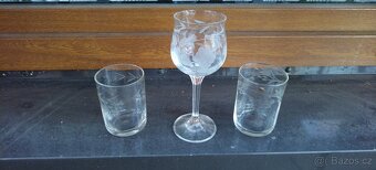 červené skleničky - 11