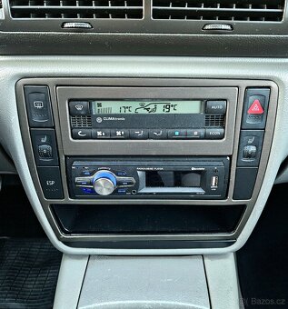 VOLKSWAGEN PASSAT 1.9TDI VARIANT, SERVISOVANÝ, NOVÁ STK - 11