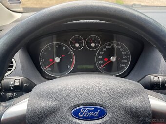 Ford Focus 1,6 benzín - 11