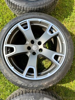 Originální sada zimních kol Maserati Levante 20,  5x114,3 - 11
