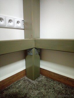 Zánovní patrová postel z masivu pro dvě matrace 200x80cm - 11