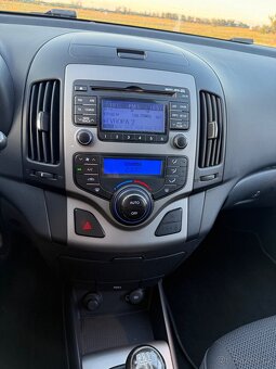 Hyundai i30 cw - 11