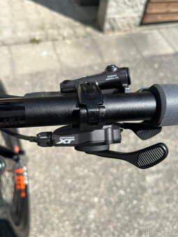 Karbonové elektrokolo velikost M, jako nové - 11