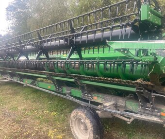 ND John Deere T670i - 11