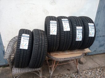 PRODÁM NOVÉ ZIMNÍ PNEU KUMHO 195/65/R16C 104/102T - 11