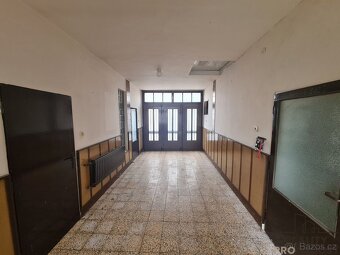 Prodej rodinného domu 4+1 se zahradou v Louce - 11