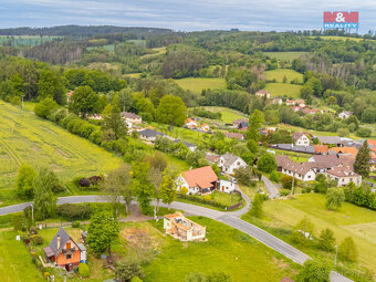 Prodej pozemku k bydlení, 983 m², Libež - 11