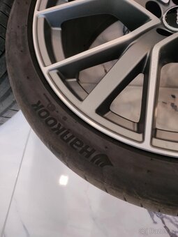 4ks orig. Alu disky Audi 5x112 r22 pneu 7mm 285/35 r22 - 11