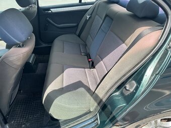BMW E46 320iA - 11